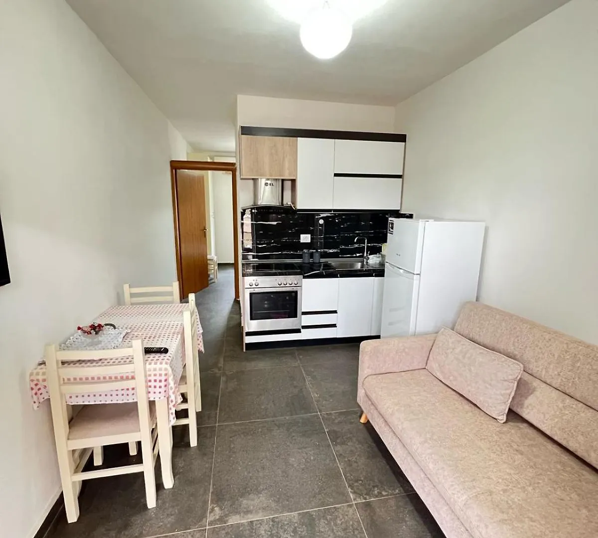 Apartments By Arbri 2 Vlore 0*,  Albania